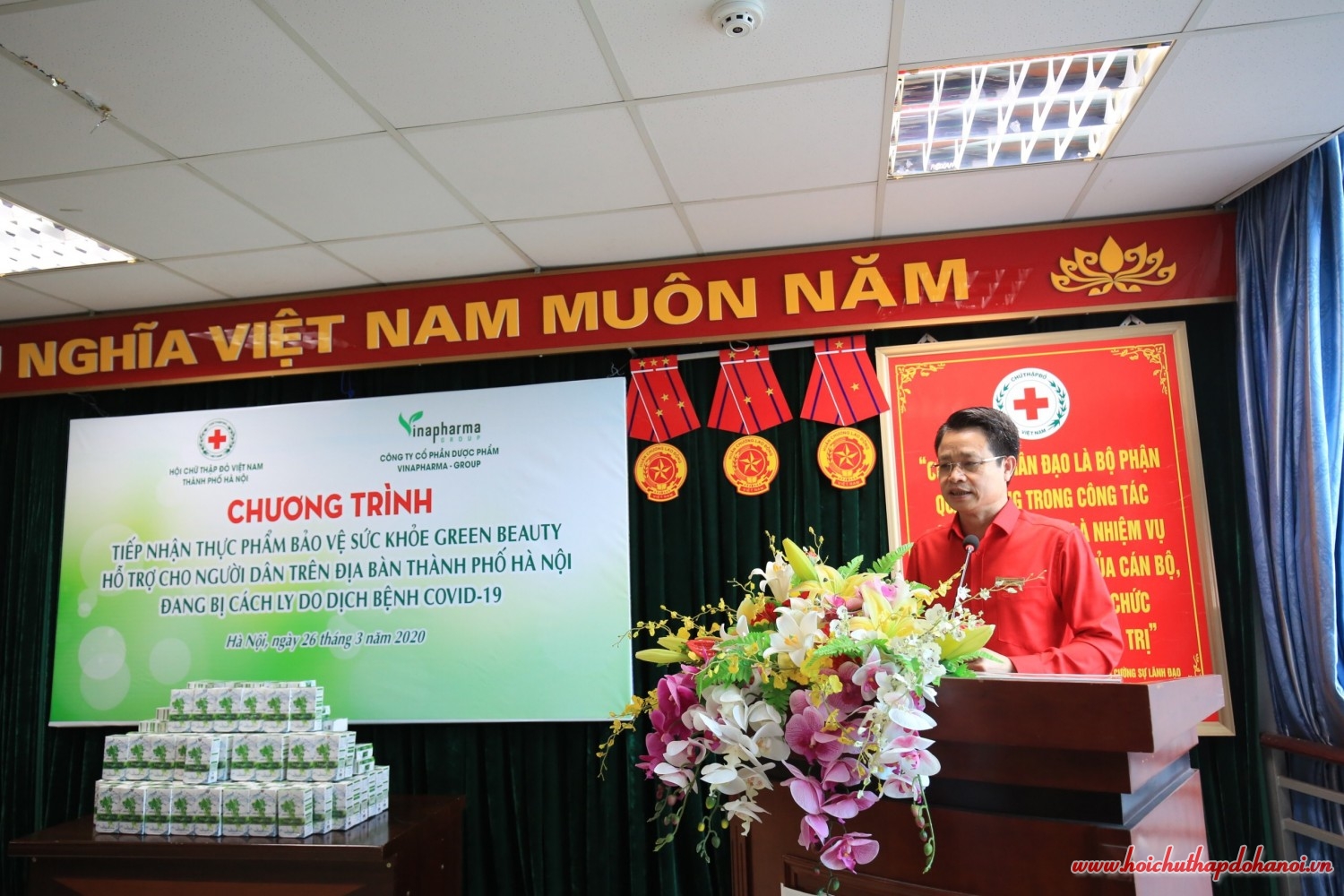 Tiếp nhận 5000 hộp sản phẩm 3
